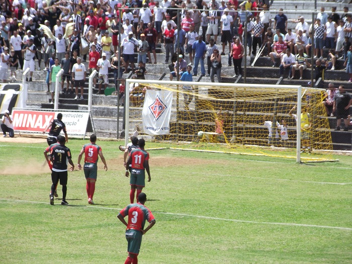 1º Gol Araxá e Contagem